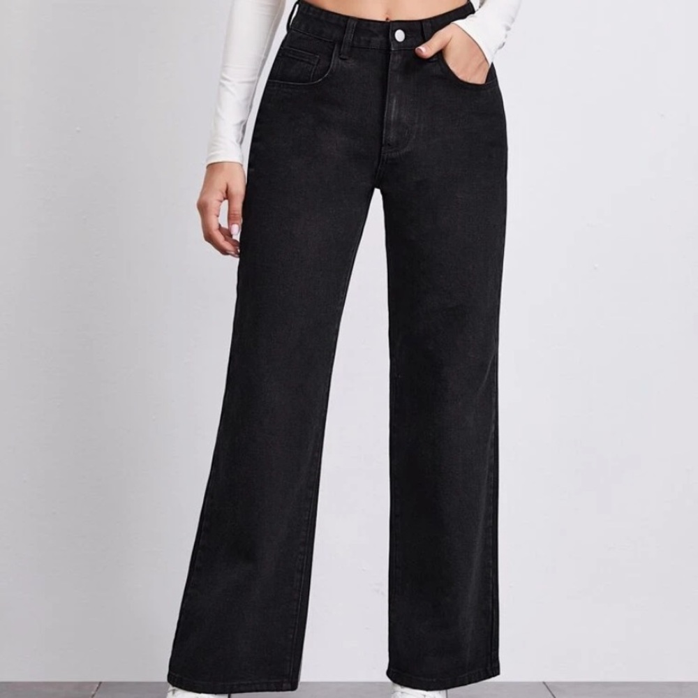 SHEIN stone wash middle waisted straight leg jeans